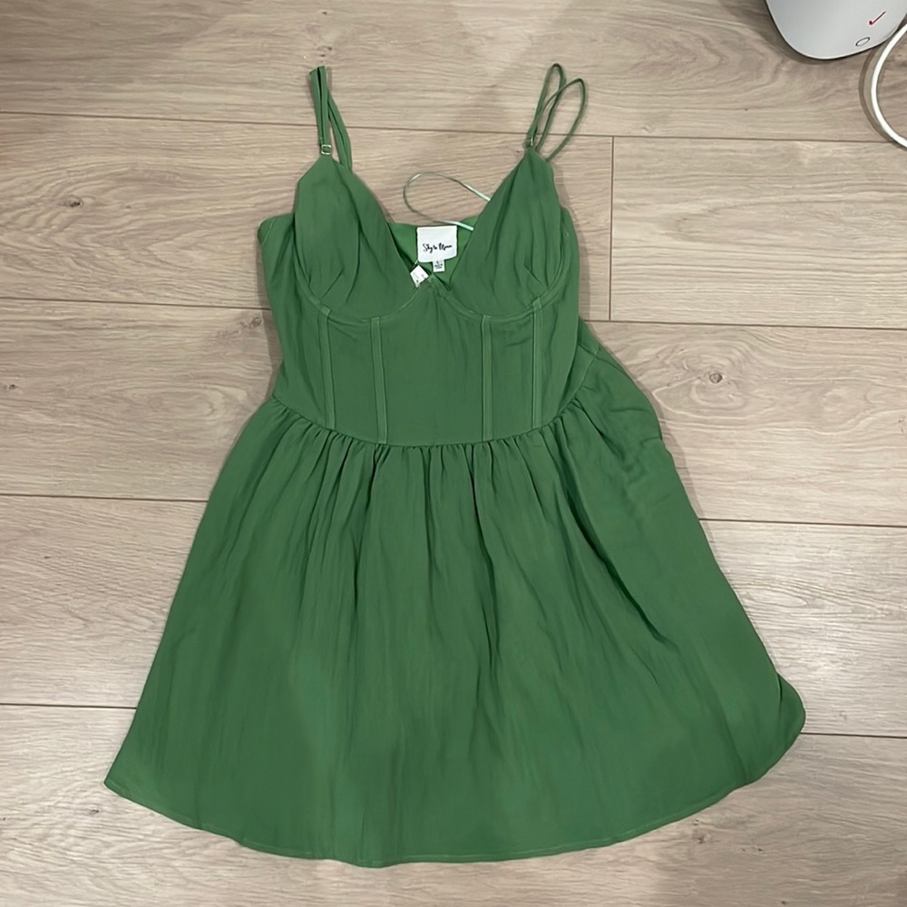 NWT. Green bustier mini dress. Size L. Runs small.